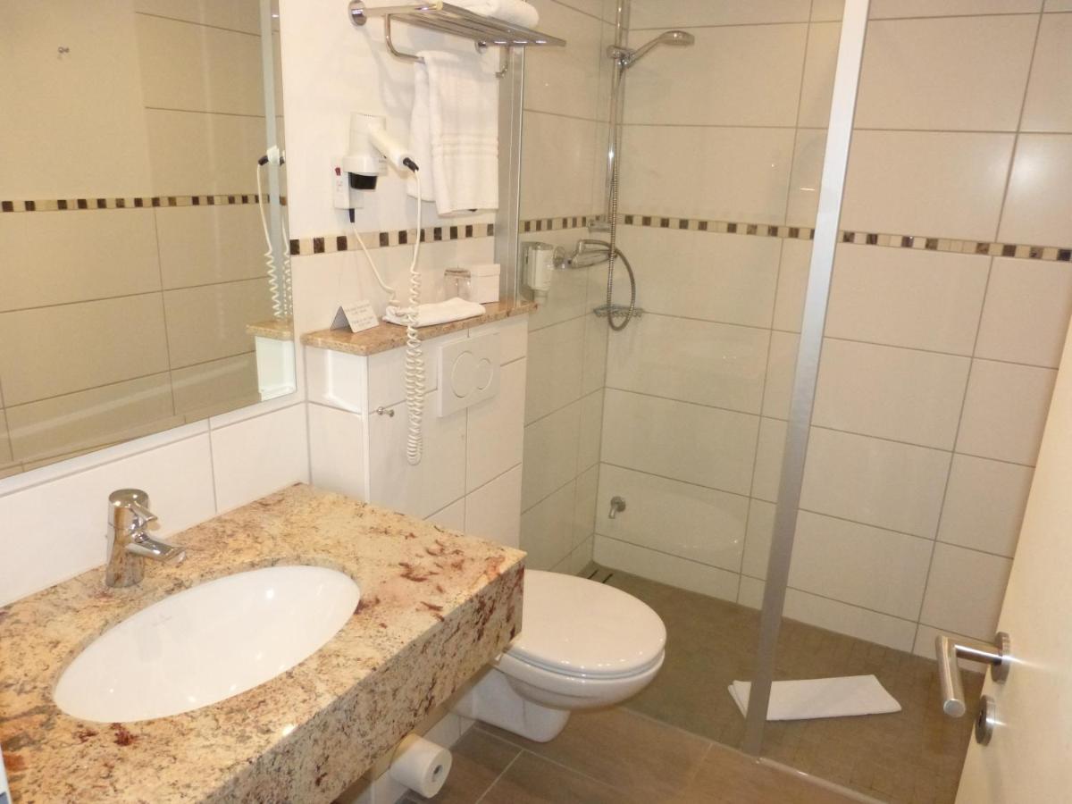 Hotel Roshop Barnstorf Esterno foto